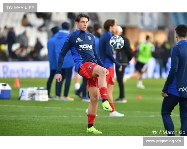 布冯之子捷克 U18 首秀破门 虎父无犬子助球队 4-1 大胜法国