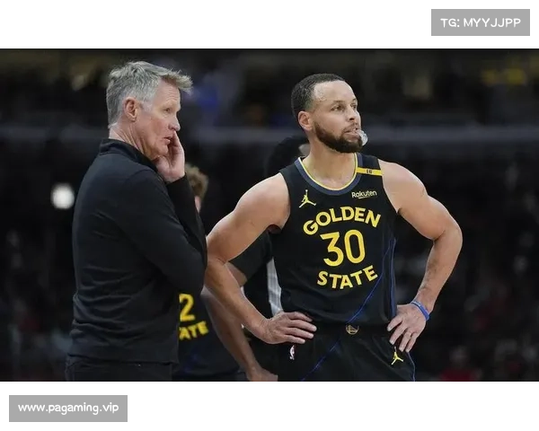 愚人节调侃 科尔称桑托斯助库里超越Logo男 比赛用球专为他定制