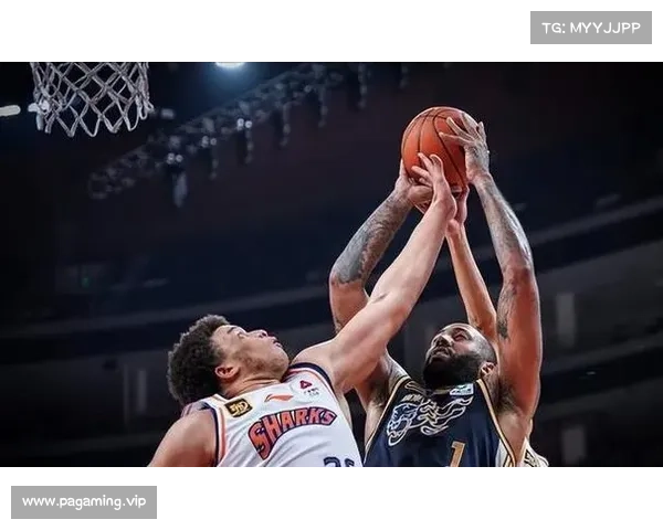 CBA半决赛上演惊天压哨三分绝杀 绝境中定胜负引爆全场激情