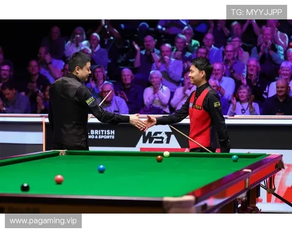 丁俊晖鏖战威廉姆斯晋级之争上演斯诺克巡回锦标赛焦点对决首阶段巅峰