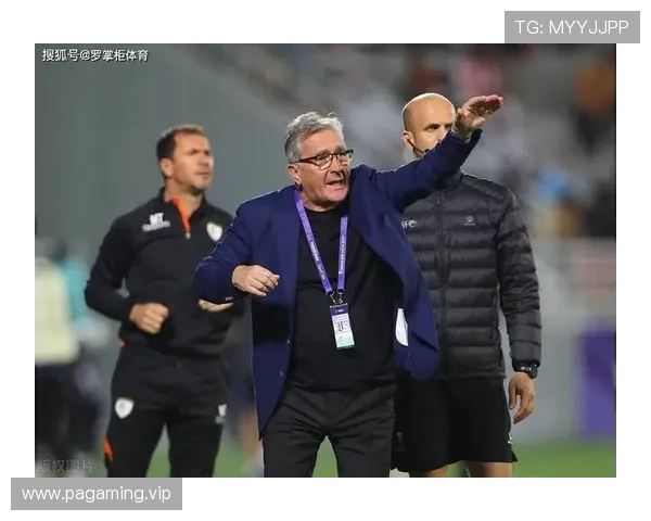 围绕印尼队长或今夏加盟国米传闻国足主帅伊万言论引发热议关注