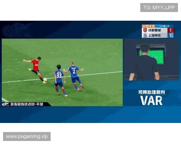 退役球员与裁判激烈争执不断技术犯规屡次出现比赛风波不断 退役球员与裁判激烈争执不断技术犯规屡次出现比赛风波不断